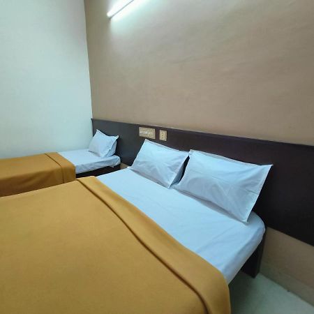 Royal Residency Hotel Kumbakonam Kültér fotó